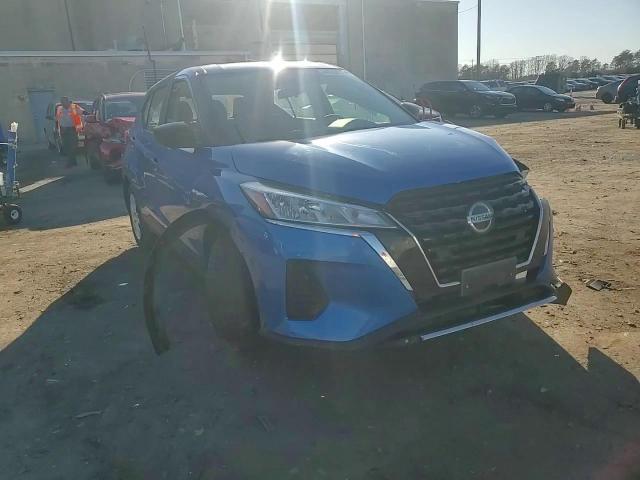 2021 Nissan Kicks - Image 10
