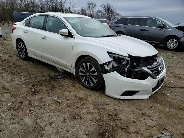 2016 Nissan Altima - Image 11
