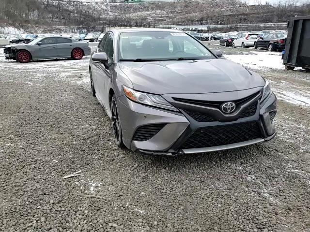 2018 Toyota Camry - Image 10