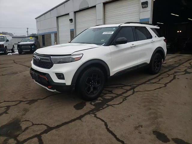 2022 Ford Explorer - Image 14