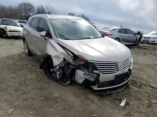 2015 Lincoln MKZ - Image 12