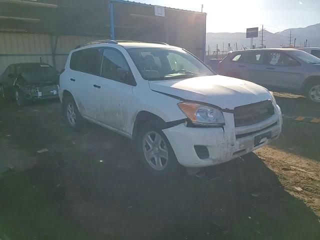 2010 Toyota RAV 4 - Image 12