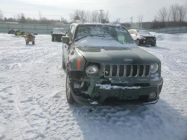 2020 Jeep Renegade - Image 12