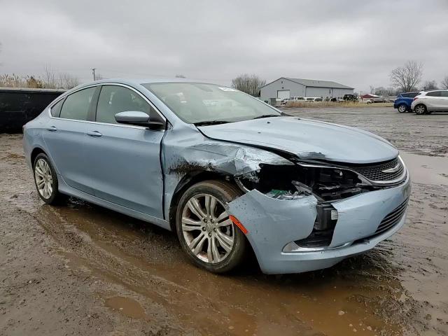 2015 Chrysler 200 - Image 11