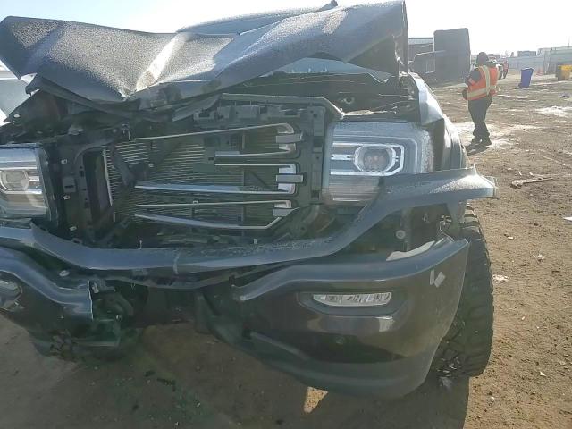 2016 GMC Sierra - Image 10