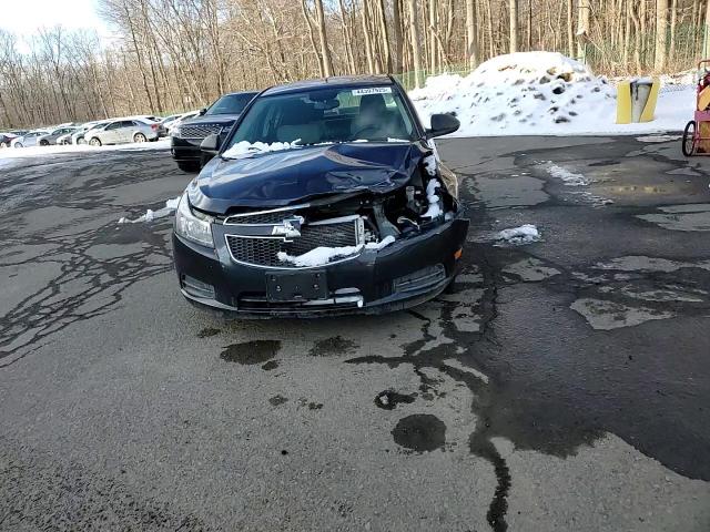 2014 Chevrolet Cruze - Image 11