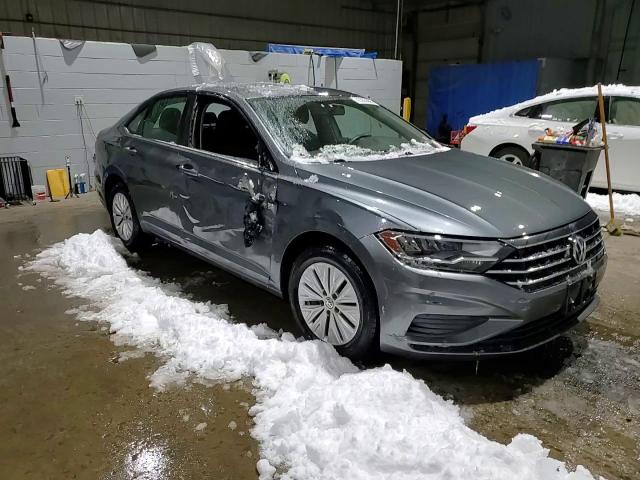 2019 Volkswagen Jetta - Image 13