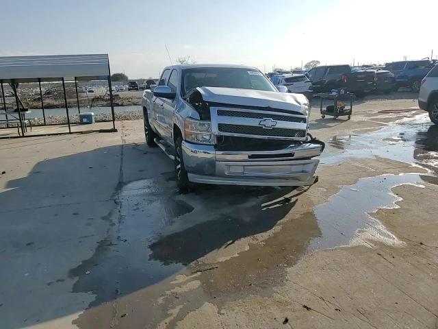2012 Chevrolet Silverado - Image 11