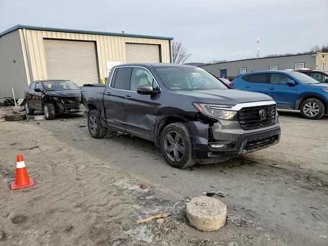 2022 Honda Ridgeline - Image 13