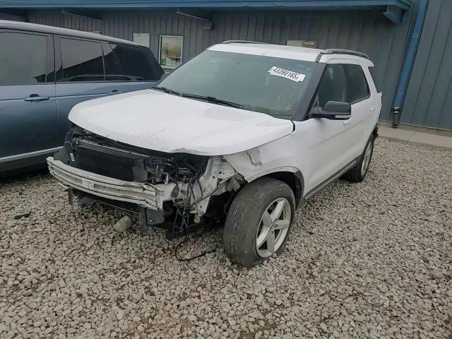 2016 Ford Explorer - Image 10