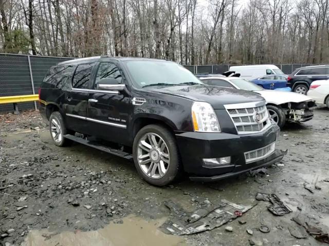 2014 Cadillac Escalade - Image 12