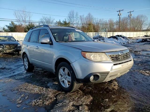 2009 Subaru Forester - Image 11