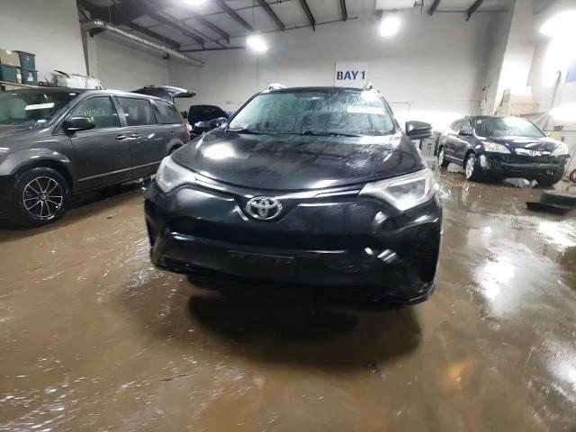 2016 Toyota RAV 4 - Image 14