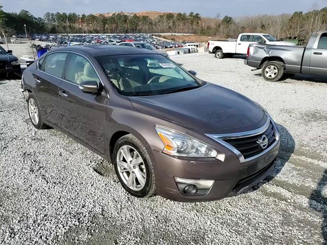 2013 Nissan Altima - Image 11