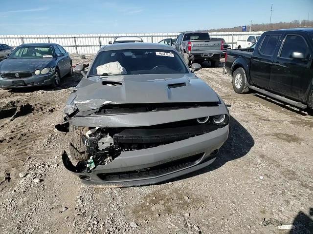 2018 Dodge Challenger - Image 11