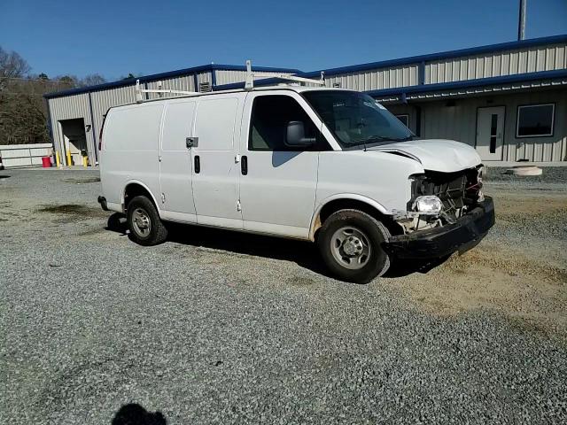 2014 Chevrolet Express - Image 12