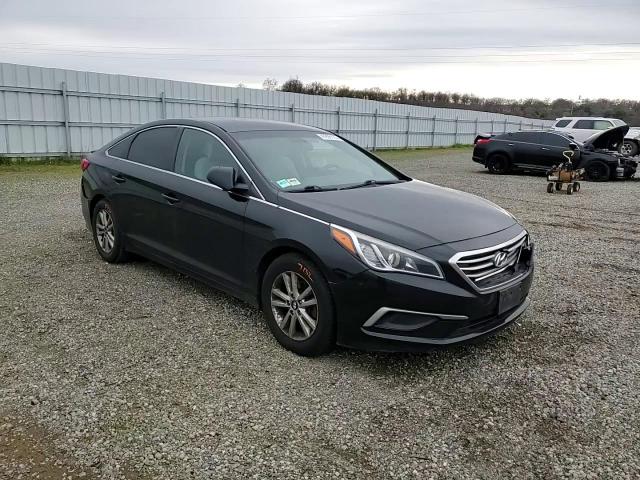 2016 Hyundai Sonata - Image 11