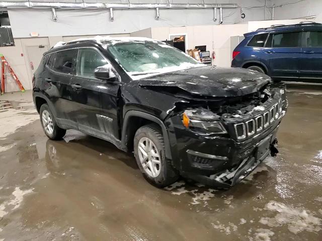 2019 Jeep Compass - Image 11