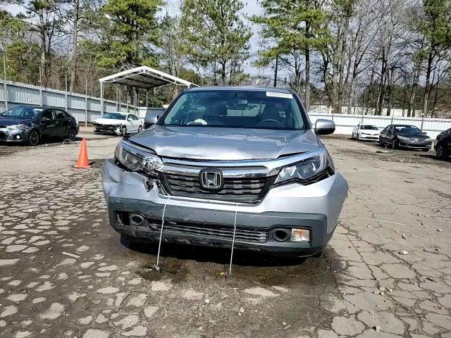 2017 Honda Ridgeline - Image 13