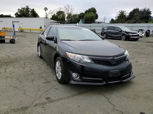 2014 Toyota Camry - Image 11