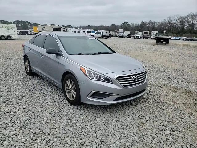 2017 Hyundai Sonata - Image 10