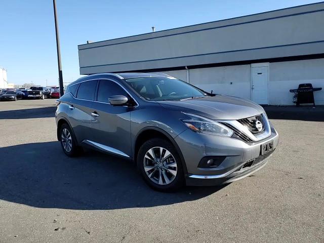 2018 Nissan Murano - Image 11