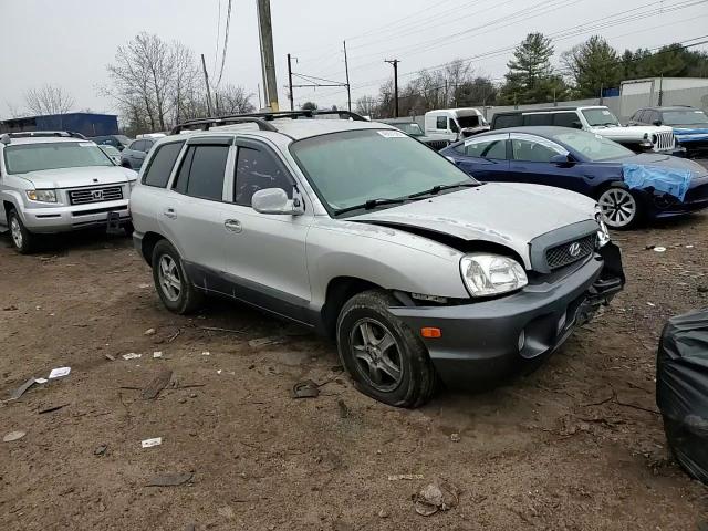 2004 Hyundai Santa Fe - Image 12