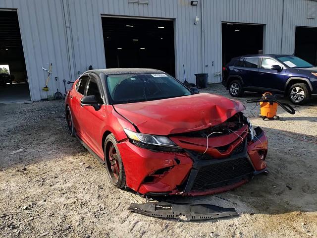 2019 Toyota Camry - Image 10