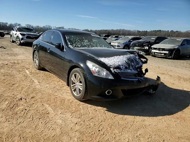 2013 Infiniti G - Image 11