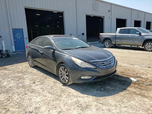 2013 Hyundai Sonata - Image 11