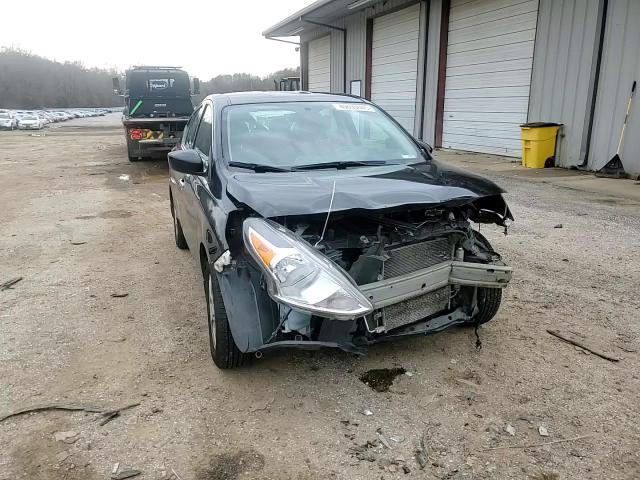 2019 Nissan Versa - Image 11