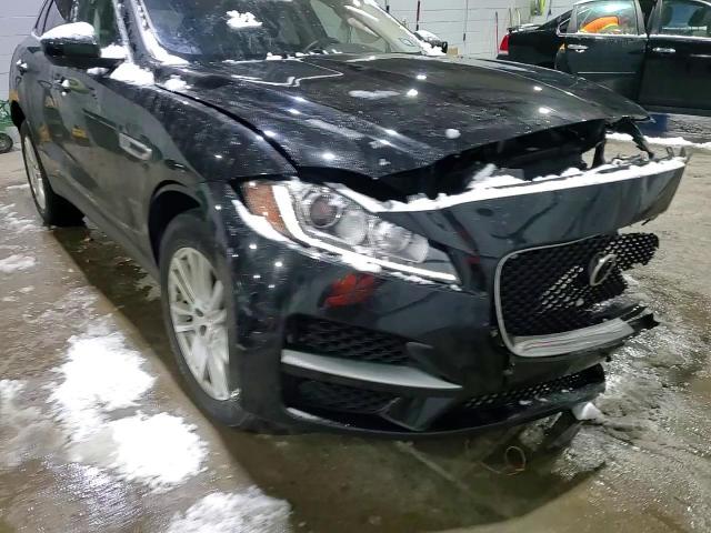 2020 Jaguar F-Pace - Image 11