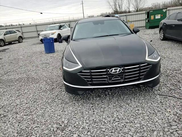 2022 Hyundai Sonata - Image 10