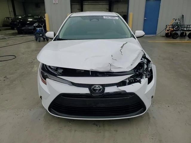 2024 Toyota Corolla - Image 13