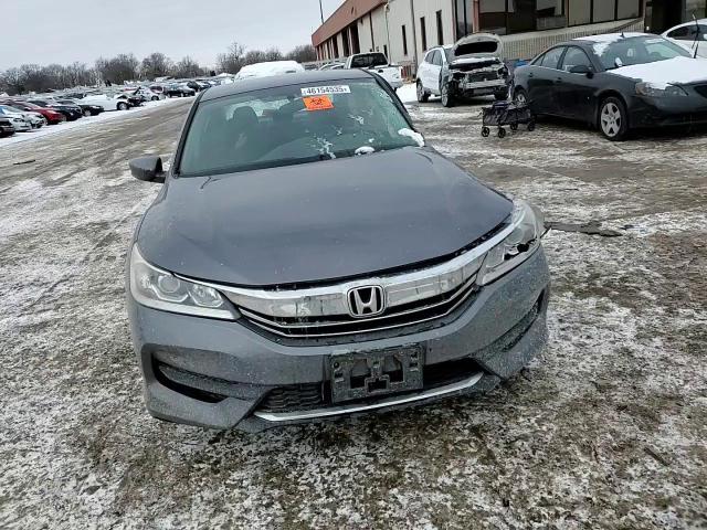 2017 Honda Accord - Image 11