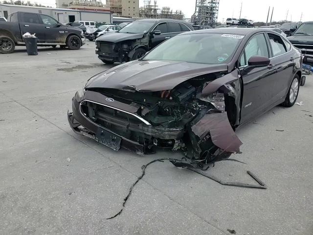 2019 Ford Fusion - Image 11