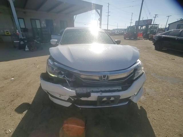 2017 Honda Accord - Image 11