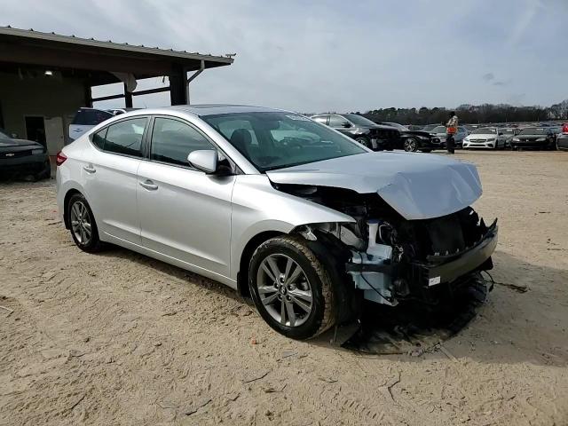 2018 Hyundai Elantra - Image 14