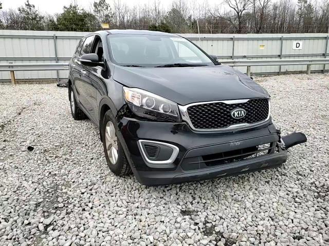 2017 Kia Sorento - Image 12