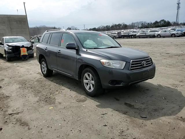 2010 Toyota Highlander - Image 11