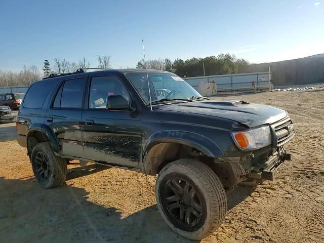 2000 Toyota 4Runner - Image 12