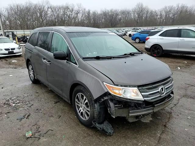 2011 Honda Odyssey - Image 11