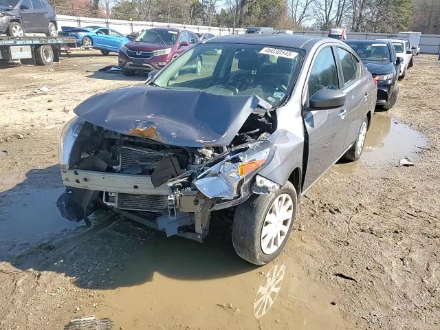 2019 Nissan Versa - Image 11