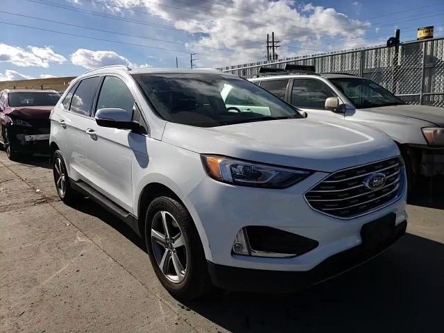 2019 Ford Edge - Image 11