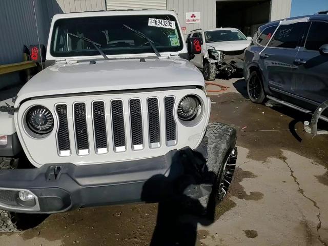 2019 Jeep Wrangler - Image 14