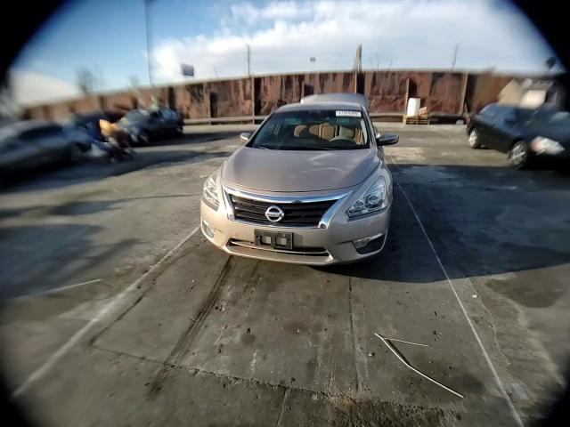 2013 Nissan Altima - Image 10