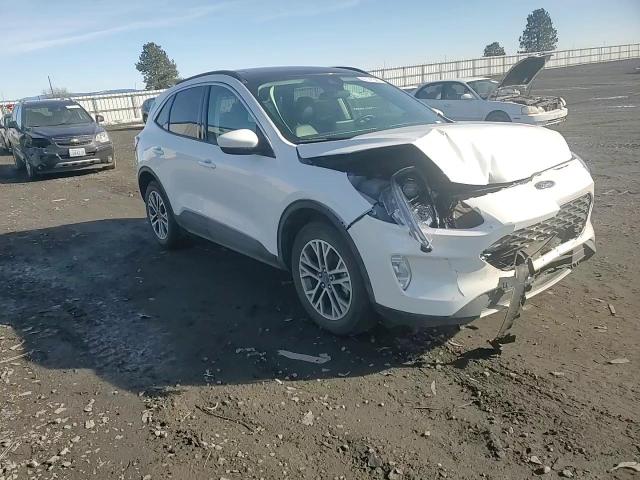 2022 Ford Escape - Image 11