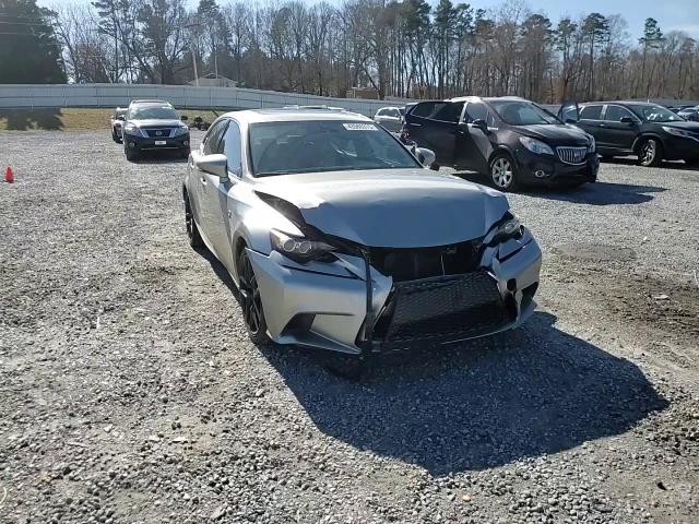 2015 Lexus IS - Image 11