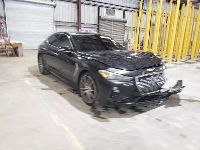 2019 Genesis G70 - Image 10