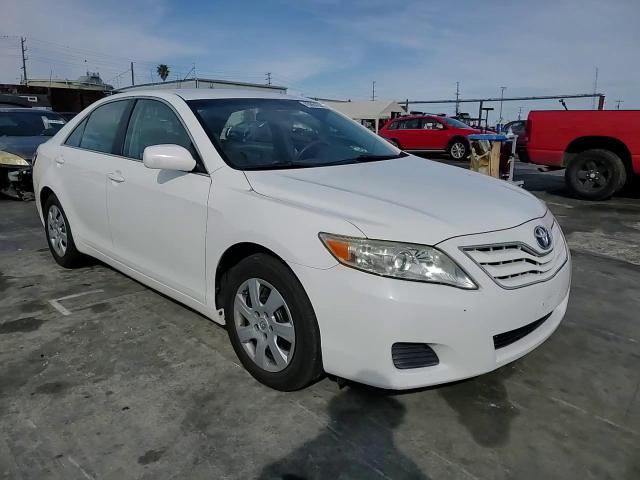 2010 Toyota Camry - Image 11